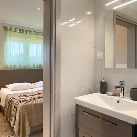 Elena Дом отдыха *