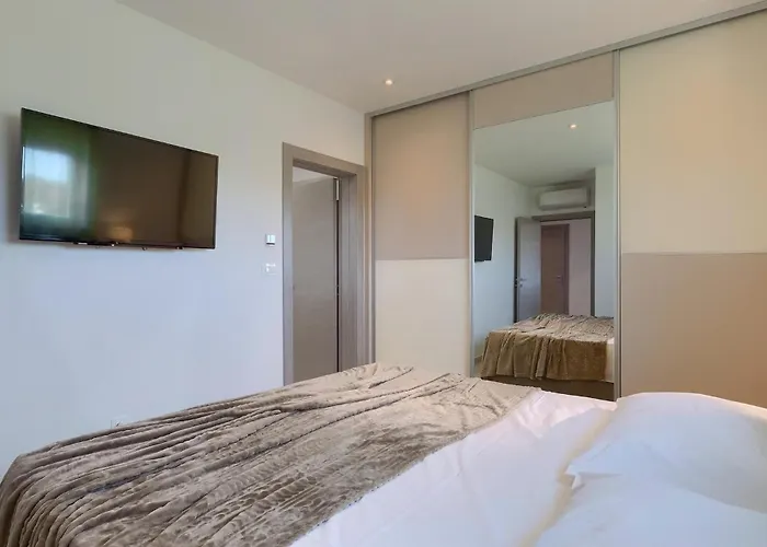 Elena Ferienhaus Pula